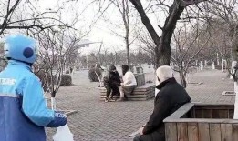 西宁吃瓜大爷,揭秘城市生活百态