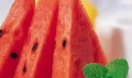 赤酱连麦吃瓜,揭秘网络直播的趣味与争议