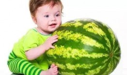 小孩吃瓜上火吗
