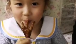 小朋友吃鸡瓜,小馋猫的鸡瓜美食之旅