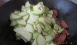 早上吃小白瓜,唤醒健康生活新篇章