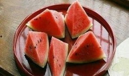 陇南吃瓜事件,一场引发社会热议的食品安全风波