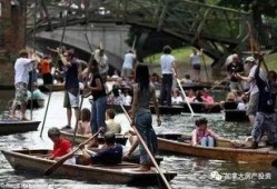 青岛吃瓜船,海上美食之旅，畅享海鲜盛宴