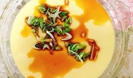 溜达鸡吃瓜,揭秘农村生活的趣味瞬间