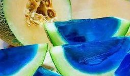 吃网红绿瓜哈密瓜