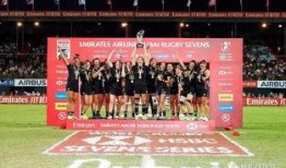 女队吃瓜,揭秘赛场背后的趣味瞬间