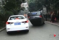 排队吃瓜车