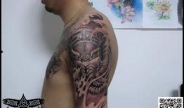 吃瓜纹身半甲女,揭秘独特时尚潮流背后的故事