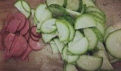 姨妈前吃角瓜,缓解不适的秘密武器”