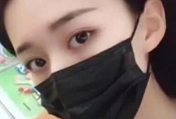 吃瓜口罩小姐姐,揭秘网红背后的故事