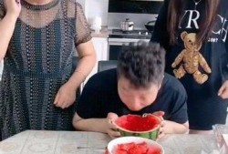 婆婆反被吃瓜,反被吃瓜群众热议