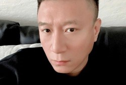 孙红雷一线吃瓜