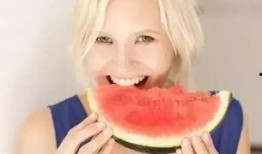 吃瓜妇女图文图片,图解当代女性生活百态