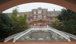 吃瓜庄月明楼,揭秘神秘古宅背后的传奇故事